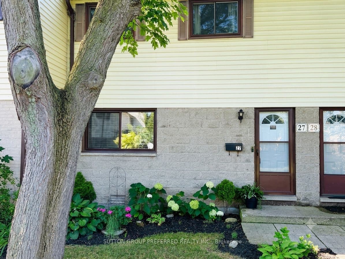 825 Dundalk Drive 27, London South, ON N6C 3V6