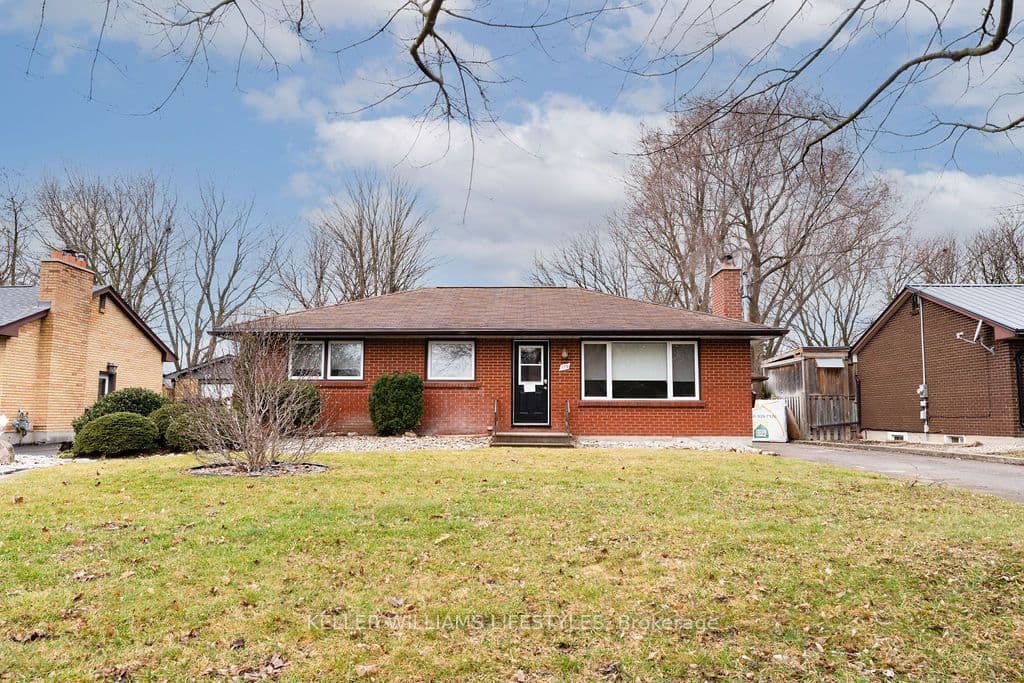 179 Burnside Drive Lower, London East, ON N5V 1B4