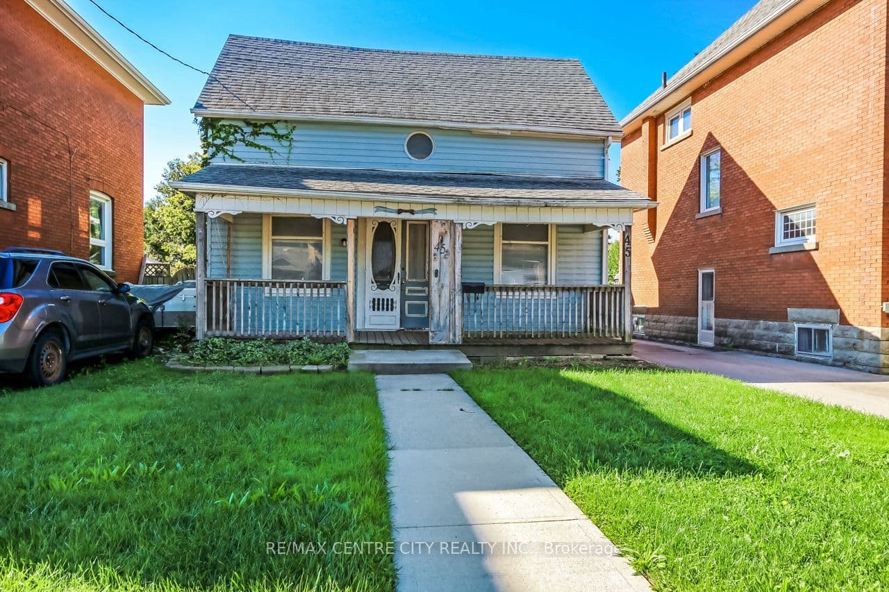 45 Locust Street, St. Thomas, ON N5R 2C2