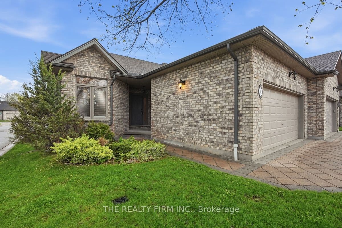 44 Edgevalley Road 10, London East, ON N5Y 5P6