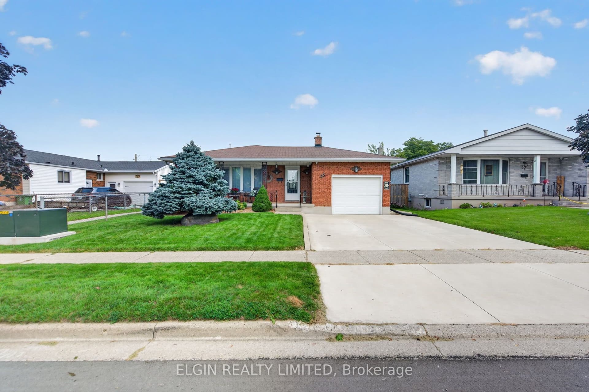 35 Leger Avenue, St. Thomas, ON N5R 5N4