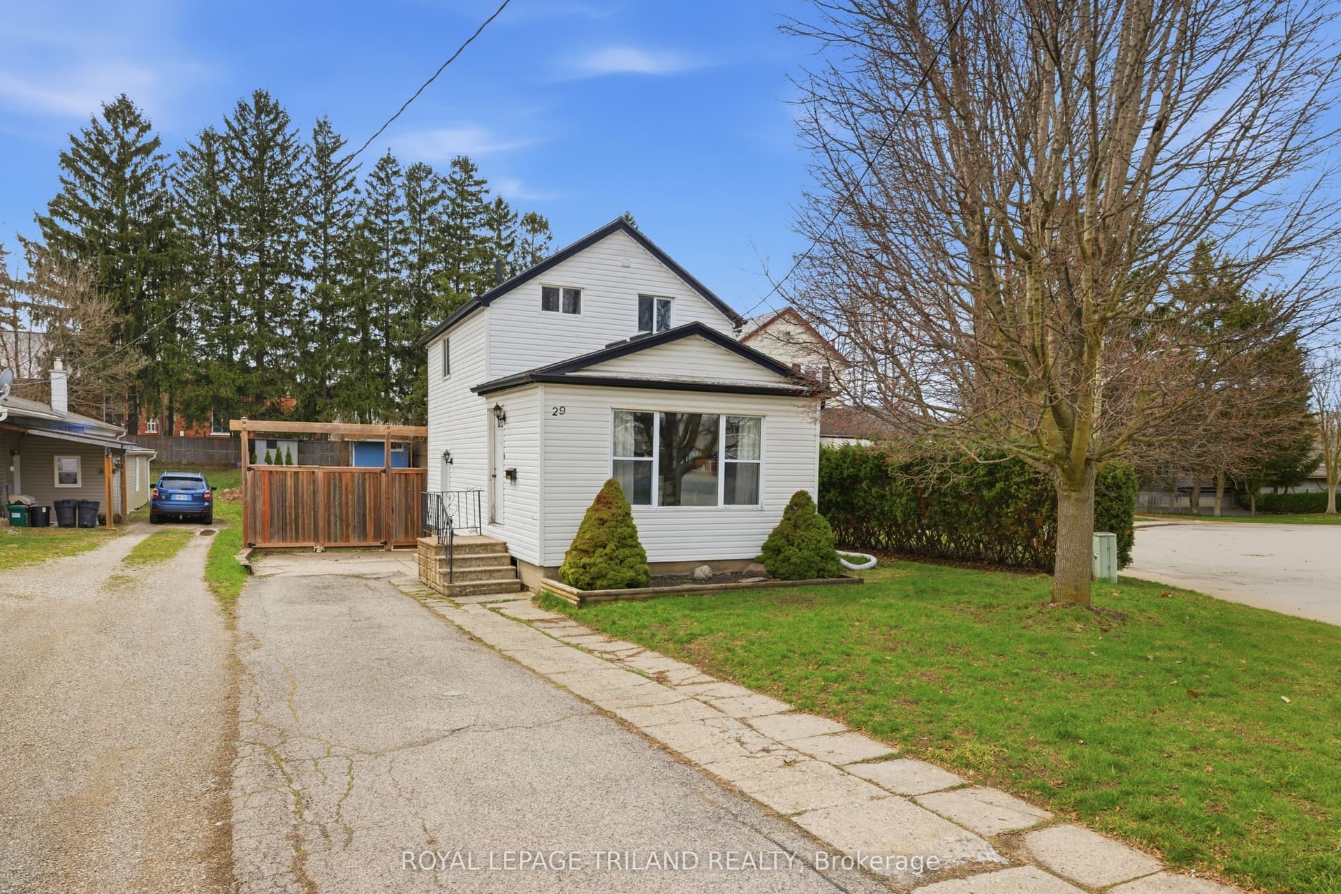 29 Marlboro Street, Woodstock, ON N4S 7E3