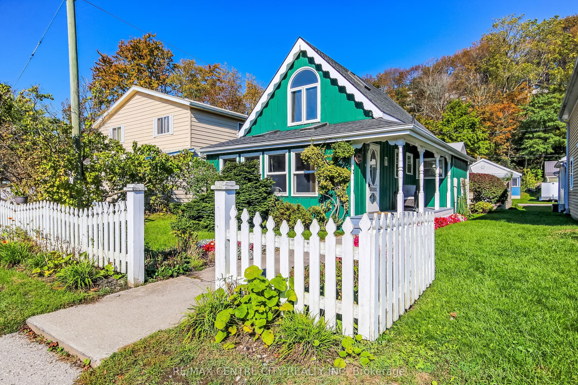347 Fourth Street, Central Elgin, ON N5L 1E4