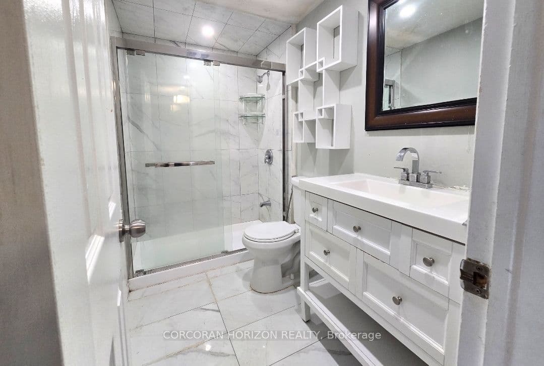 1600 Culver Drive 20, London East, ON N5V 3H5
