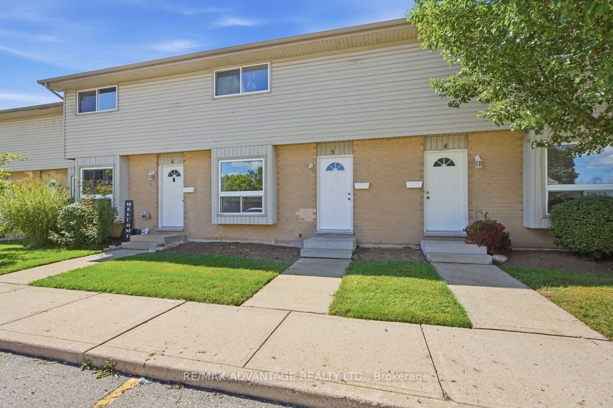 577 Third Street 5, London East, ON N5V 4B8