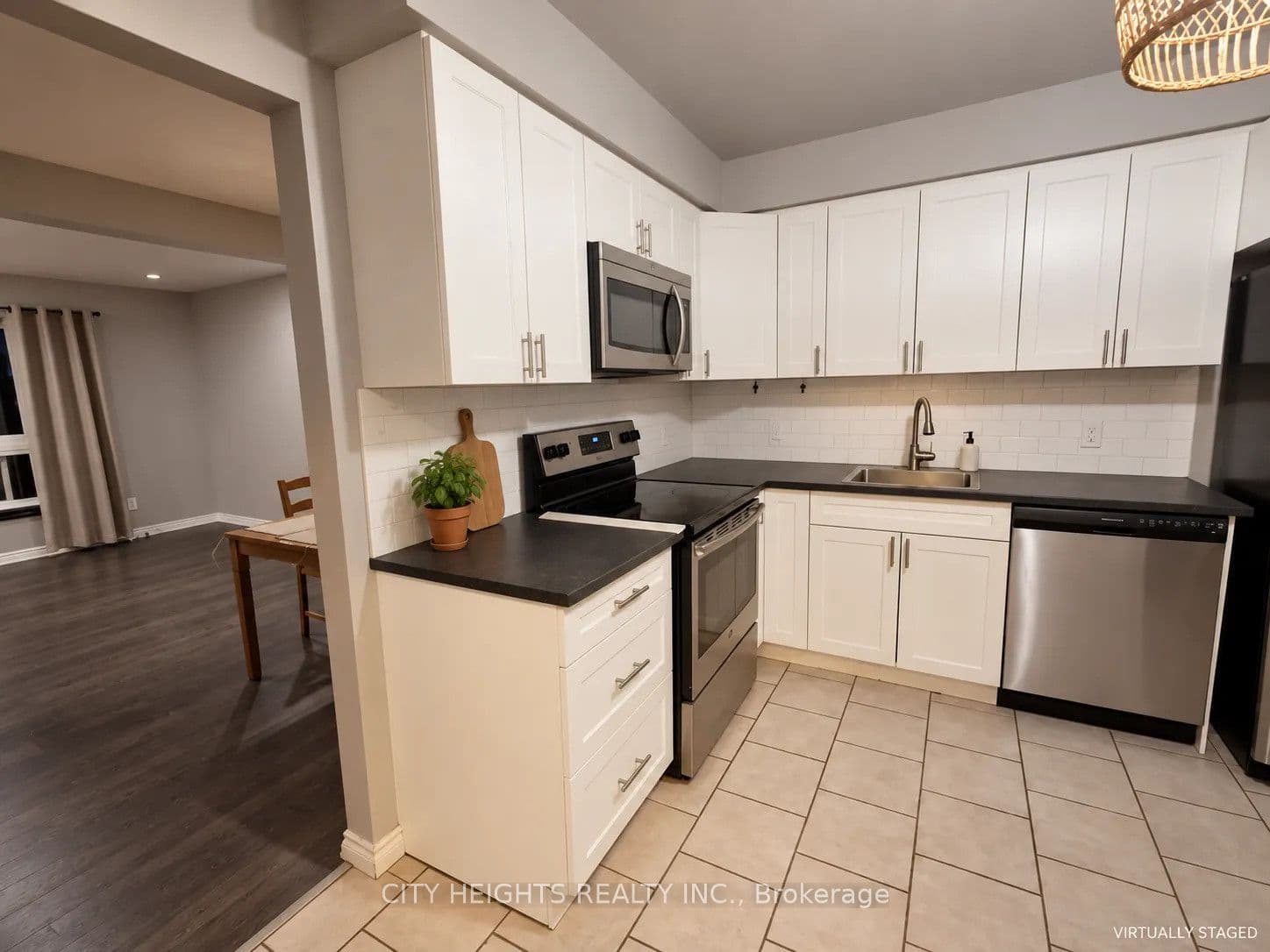 89 Highview Avenue E 14, London South, ON N6C 5V6