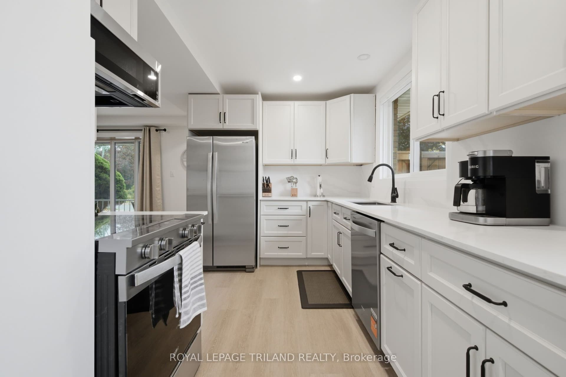 27 Aldborough Avenue UPPER, St. Thomas, ON N5R 4S8