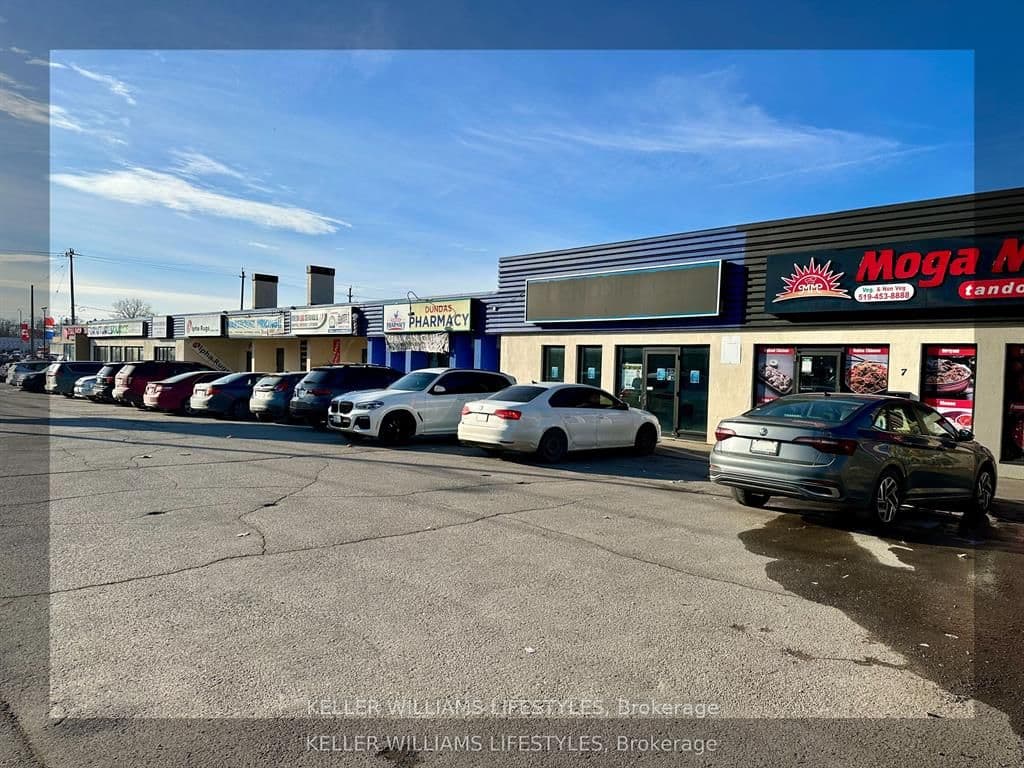 1560 Dundas Street 2B, London East, ON N5W 3C1