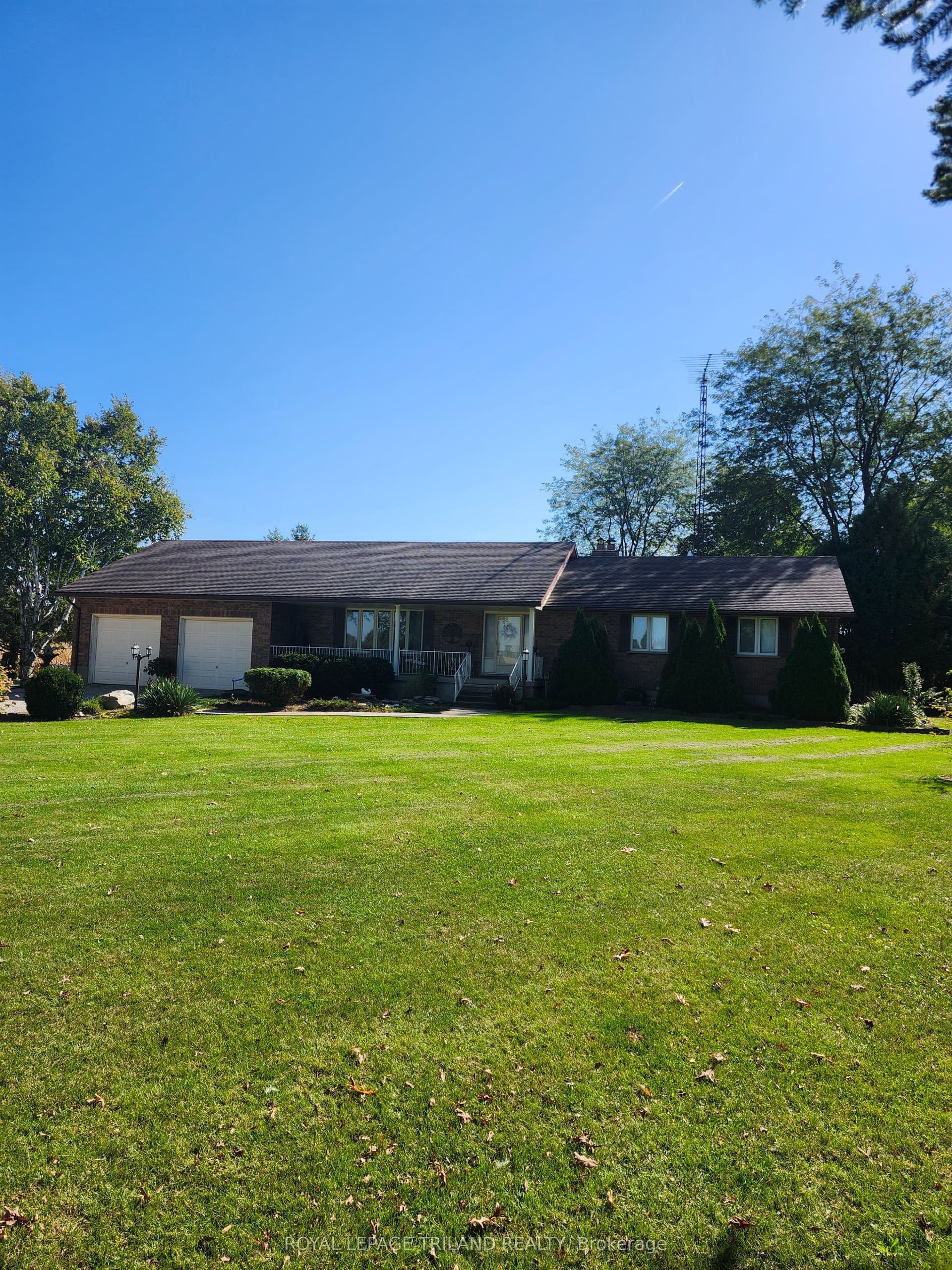 1605 Concession Drive, Southwest Middlesex, ON N0L 1Z0