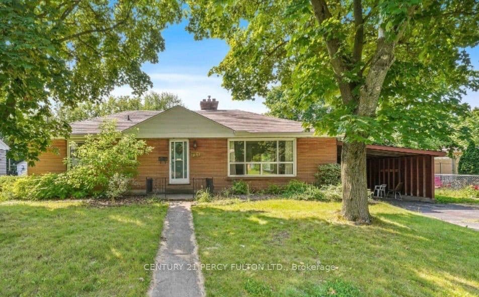 711 Victoria Street, London East, ON N5Y 4C5