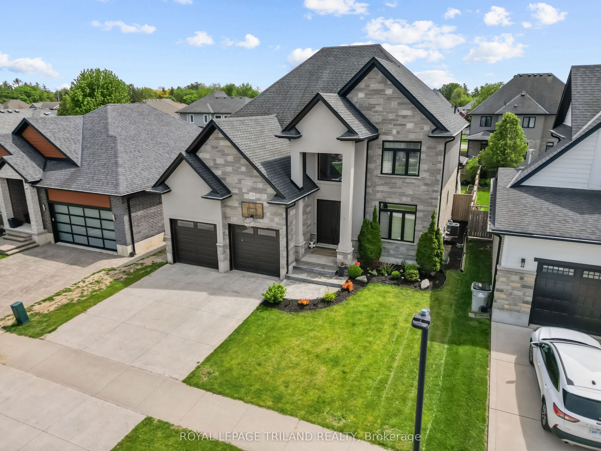 158 Acton Street, Strathroy-Caradoc, ON N7G 0C7