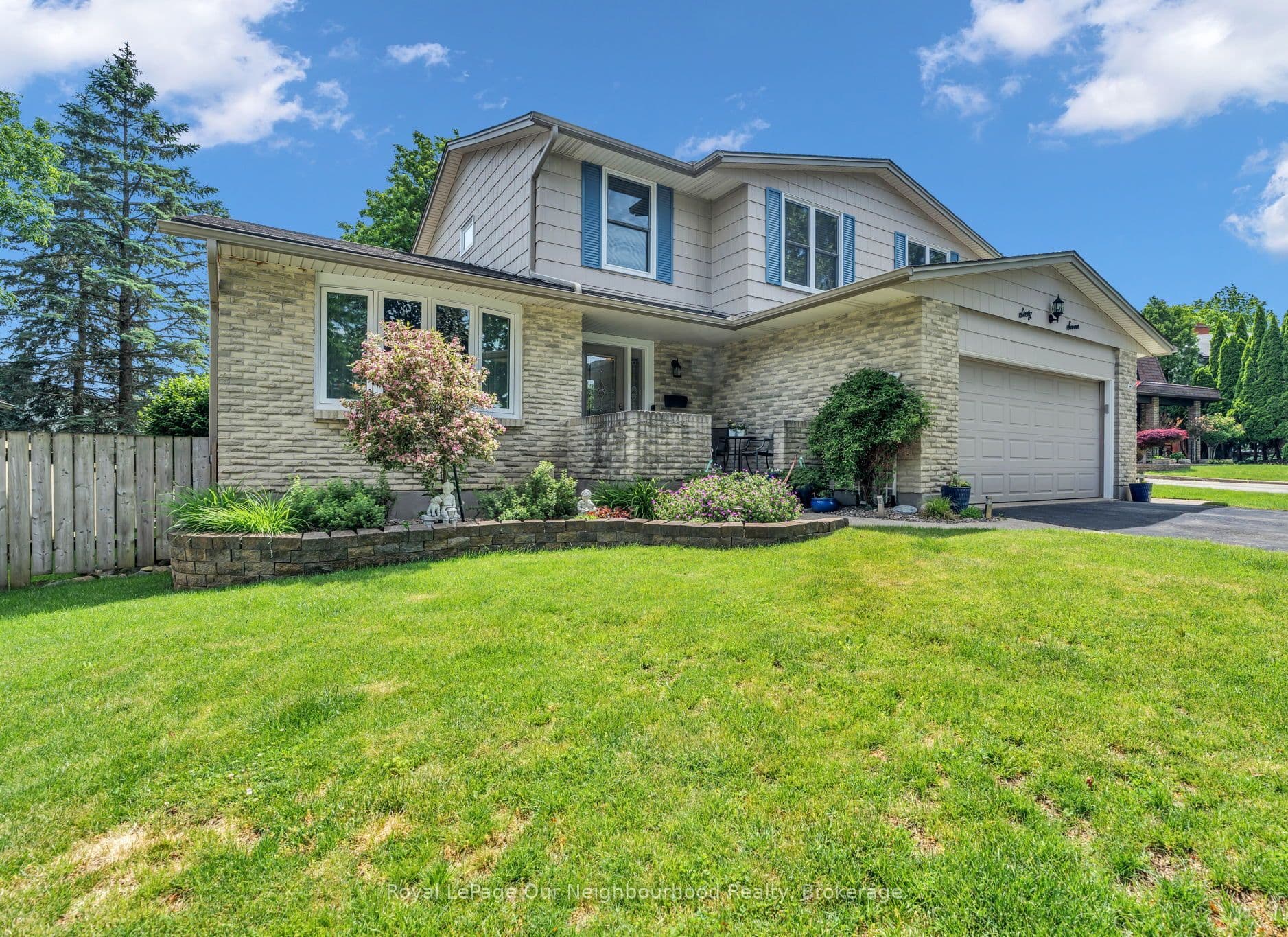 67 Bartlett Crescent, London South, ON N6K 1W3