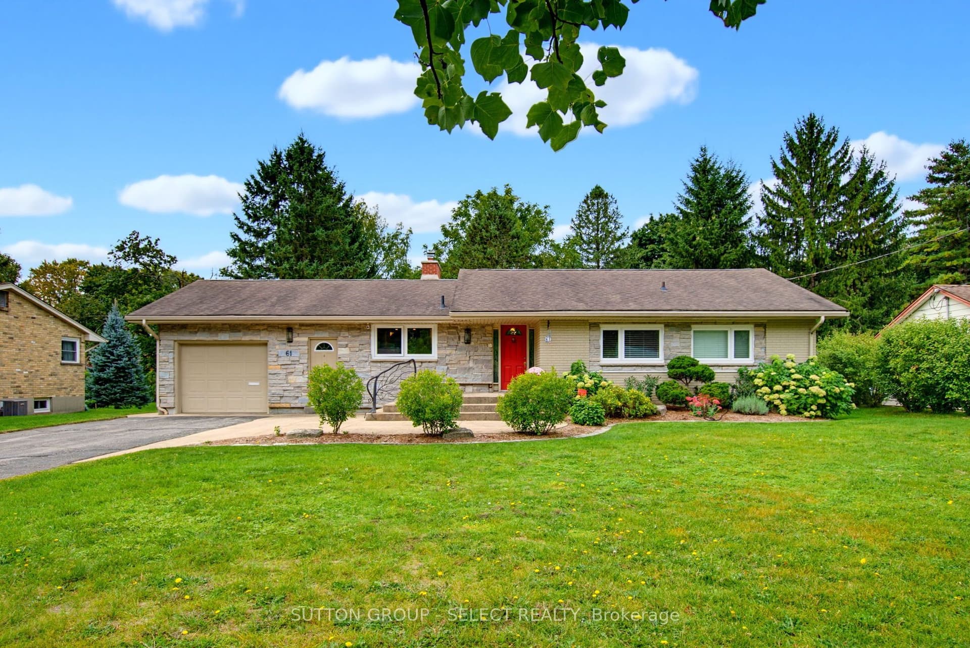 61 Daleview Crescent, London North, ON N5X 1H2