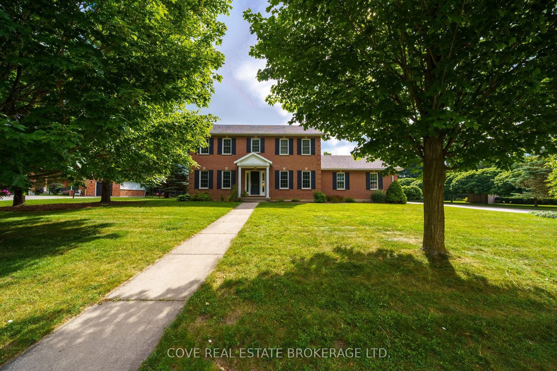 149 Salisbury Drive, Middlesex Centre, ON N0M 1P0