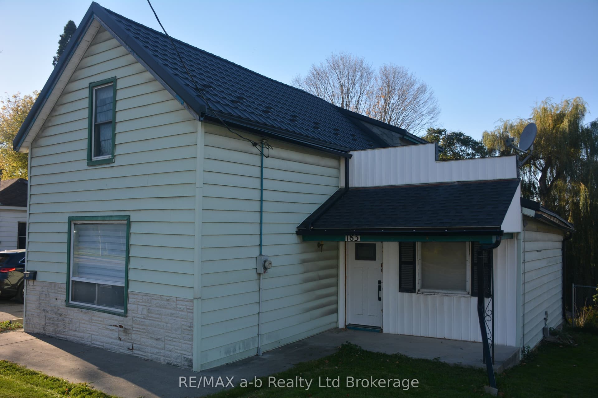 183 Charles Street E, Ingersoll, ON N5C 1J9