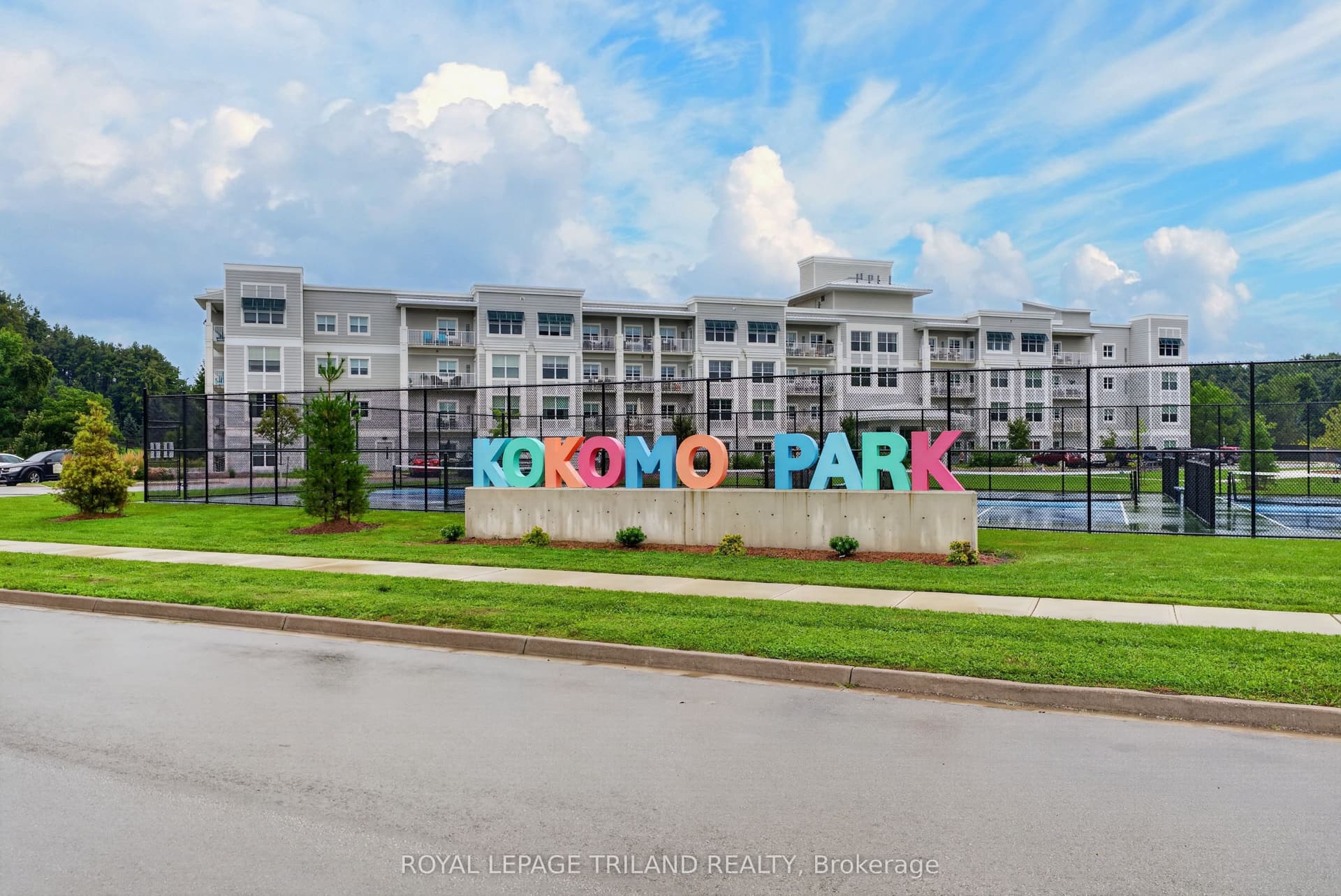100 The Promenade 102, Central Elgin, ON N5L 1C5