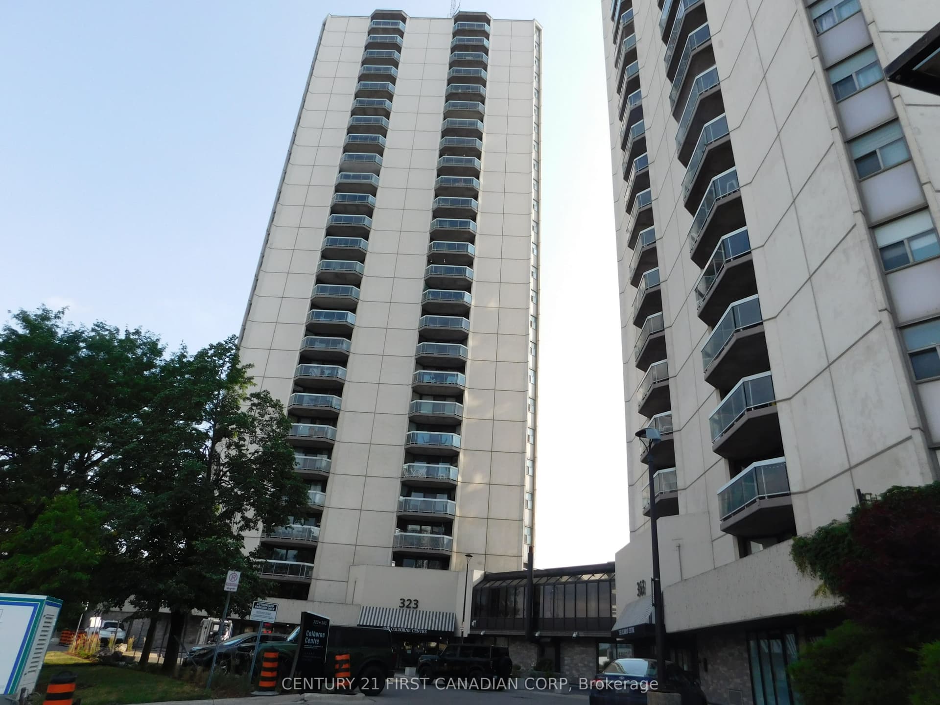 323 COLBORNE Street 2004, London East, ON N6B 3N8
