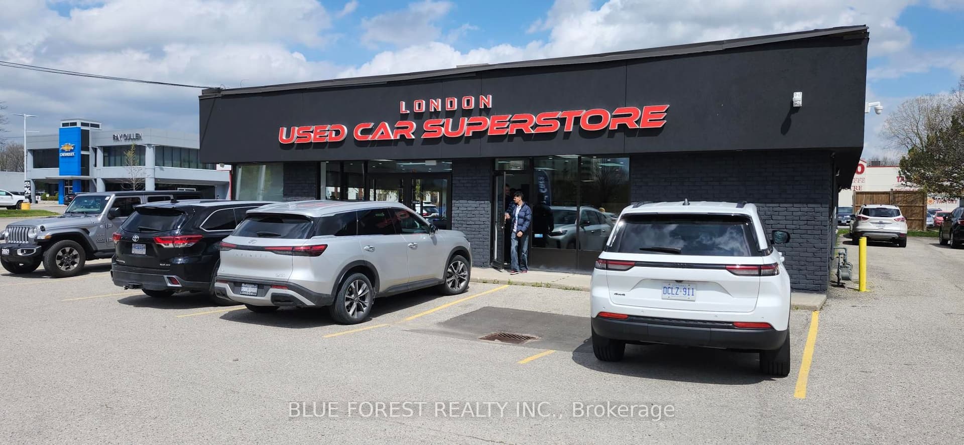 746 Wharncliffe Road S, London South, ON N6J 2N4