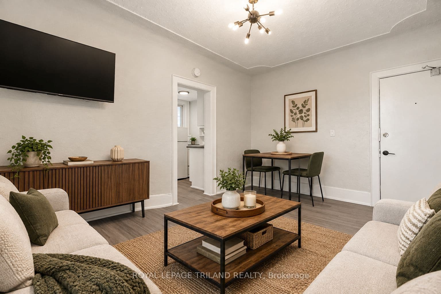 425 Mckenzie Avenue 8, London South, ON N6C 1V5