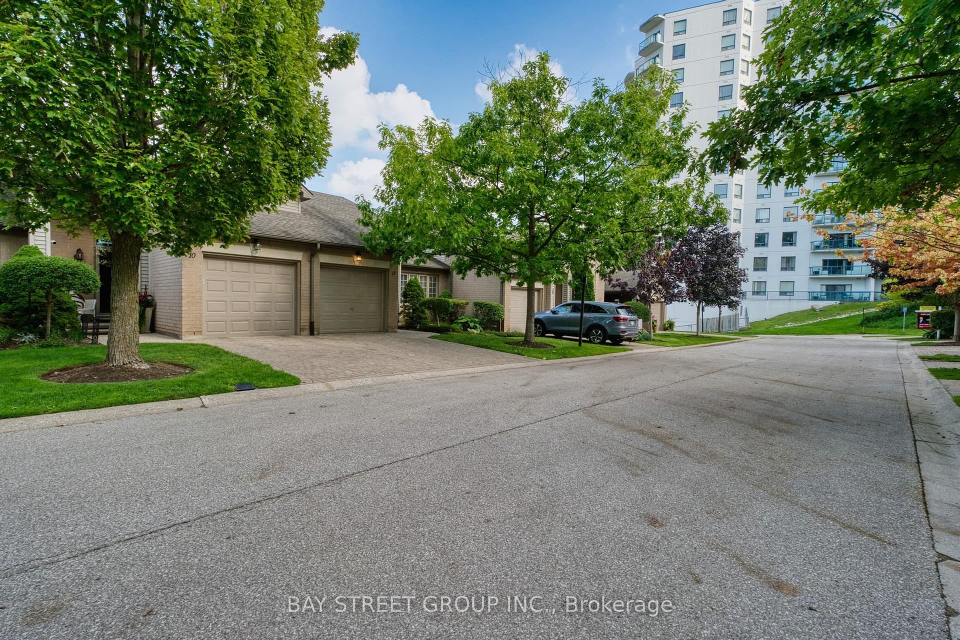 270 North Centre Road 11, London North, ON N6G 5E2