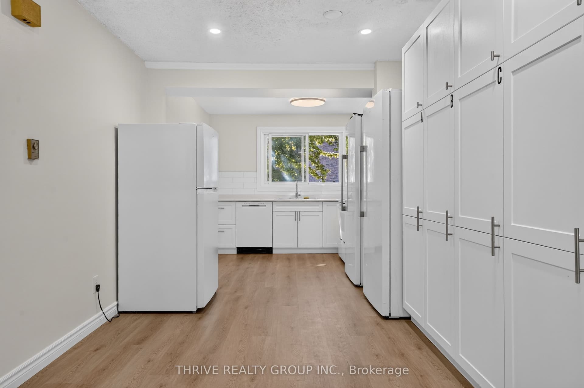 40 Summit Avenue 36, London North, ON N6H 4S3