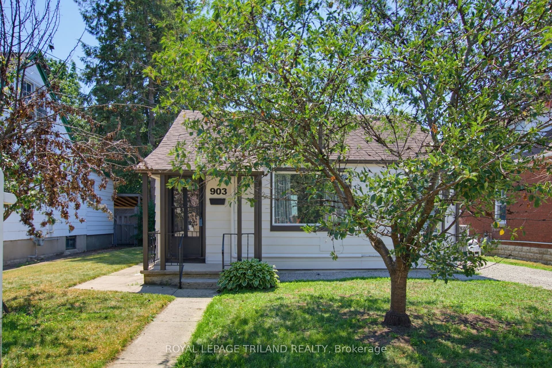 903 Trafalgar Street N, London East, ON N5Z 1G1
