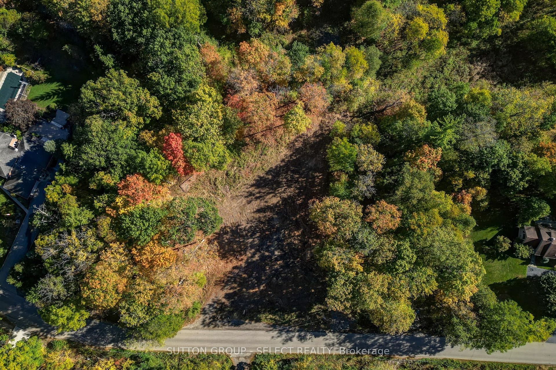 2564 Woodhull Road, London South, ON N6K 4S5