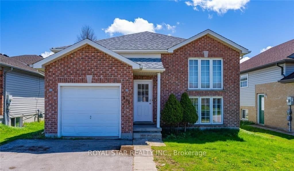 246 Thurman Circle, London East, ON N5V 4Z1