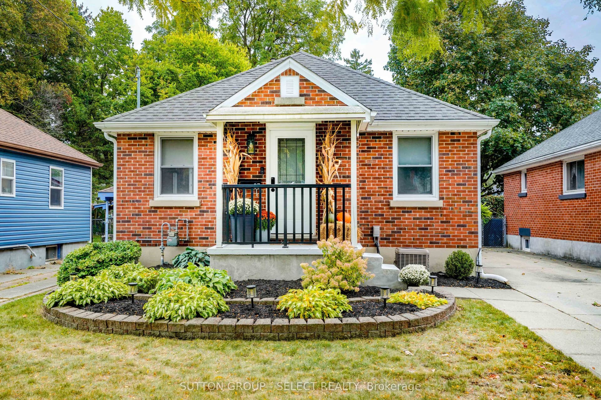 83 Eastman Avenue, London East, ON N5W 2M5