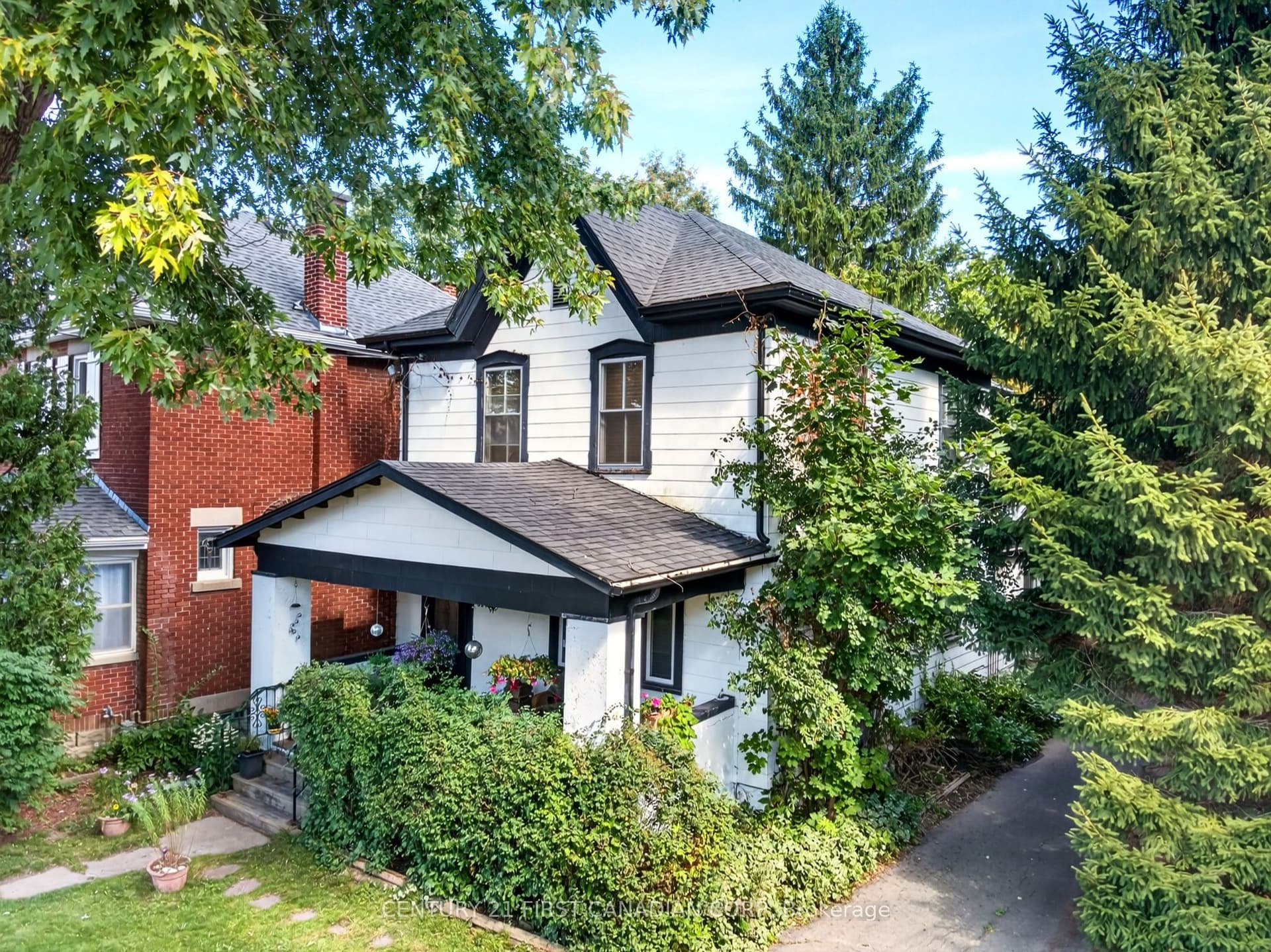 324 Ridout Street S, London South, ON N6C 3Z3