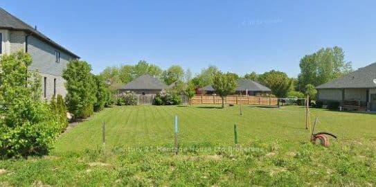 6 Sycamore Drive, Tillsonburg, ON N4G 5S3