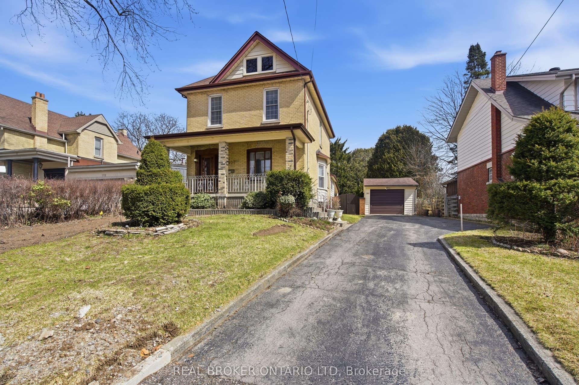 908 William Street, London East, ON N5Y 2S6