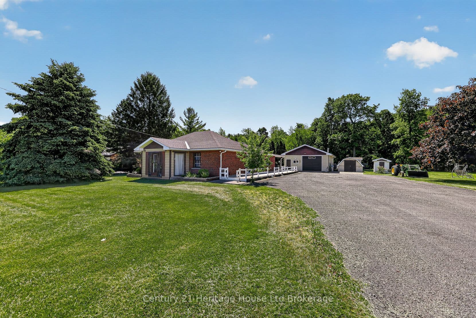 15067 Elginfield Road, Middlesex Centre, ON N0M 1V0