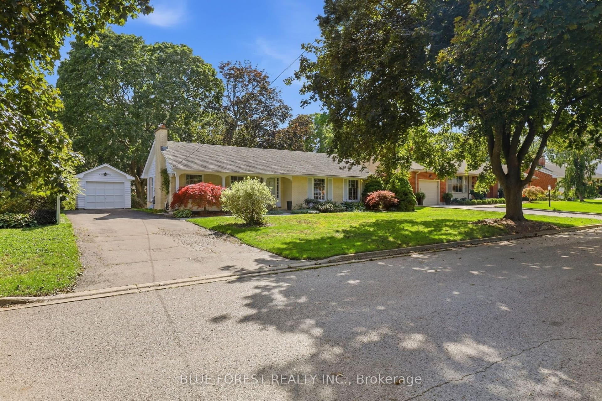 465 Averill Crescent, London South, ON N6C 2R8