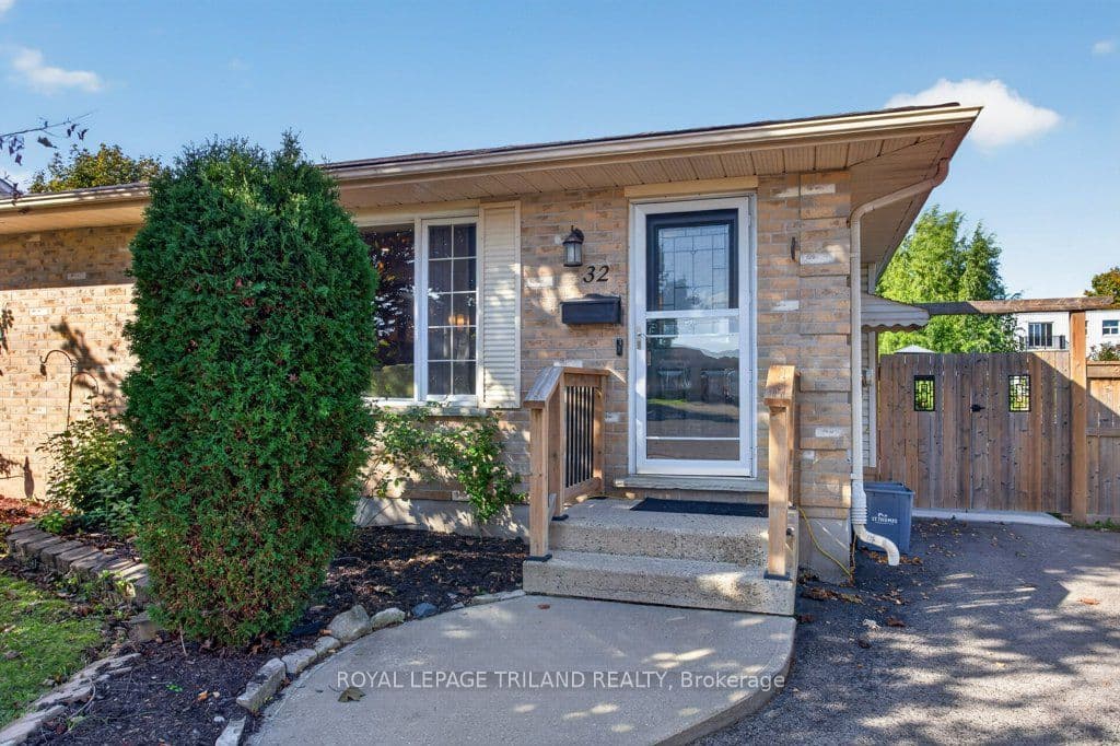 32 Sanders Court, St. Thomas, ON N5P 4J9