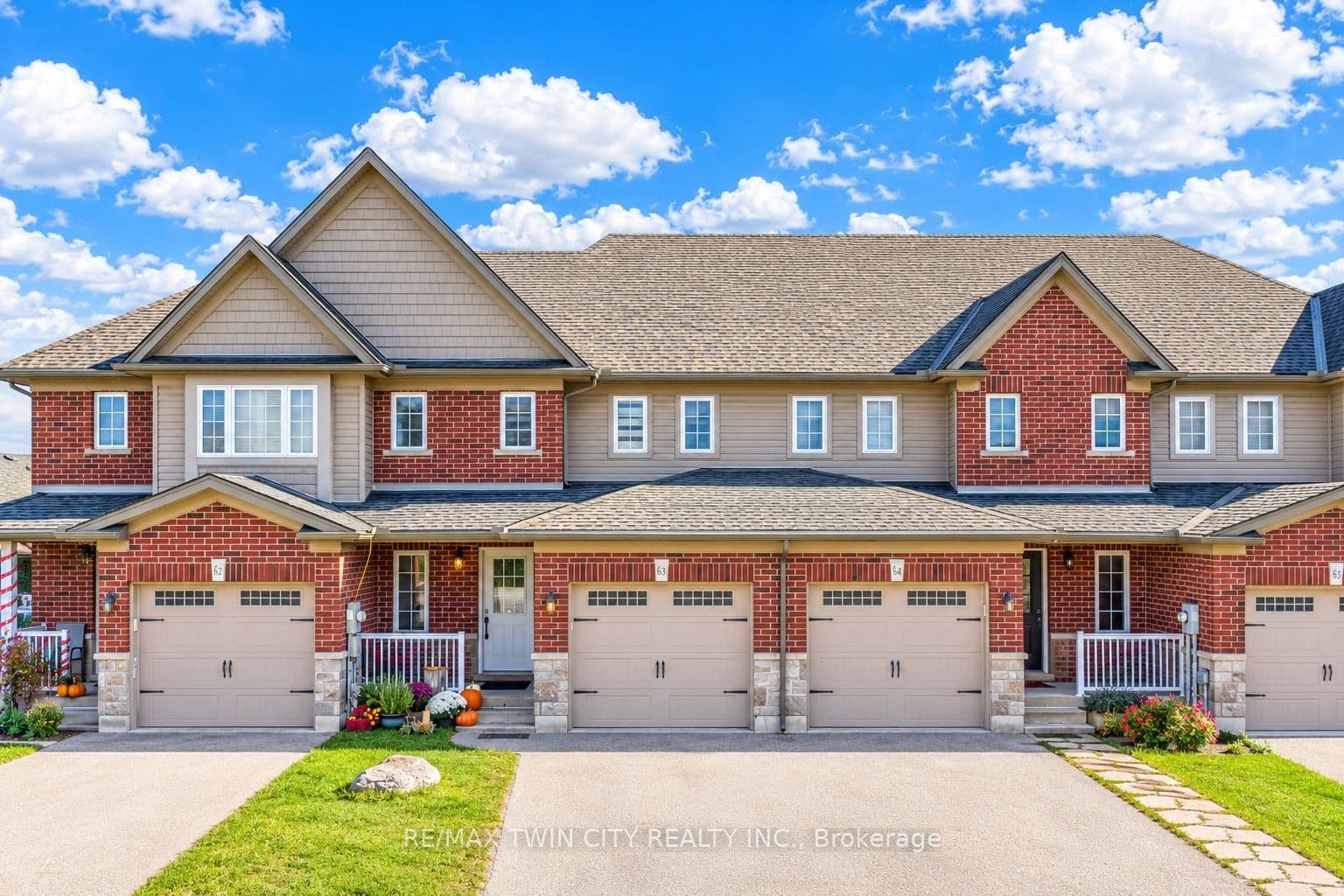 639 CRAWFORD Crescent, Woodstock, ON N4S 8Z5, Woodstock