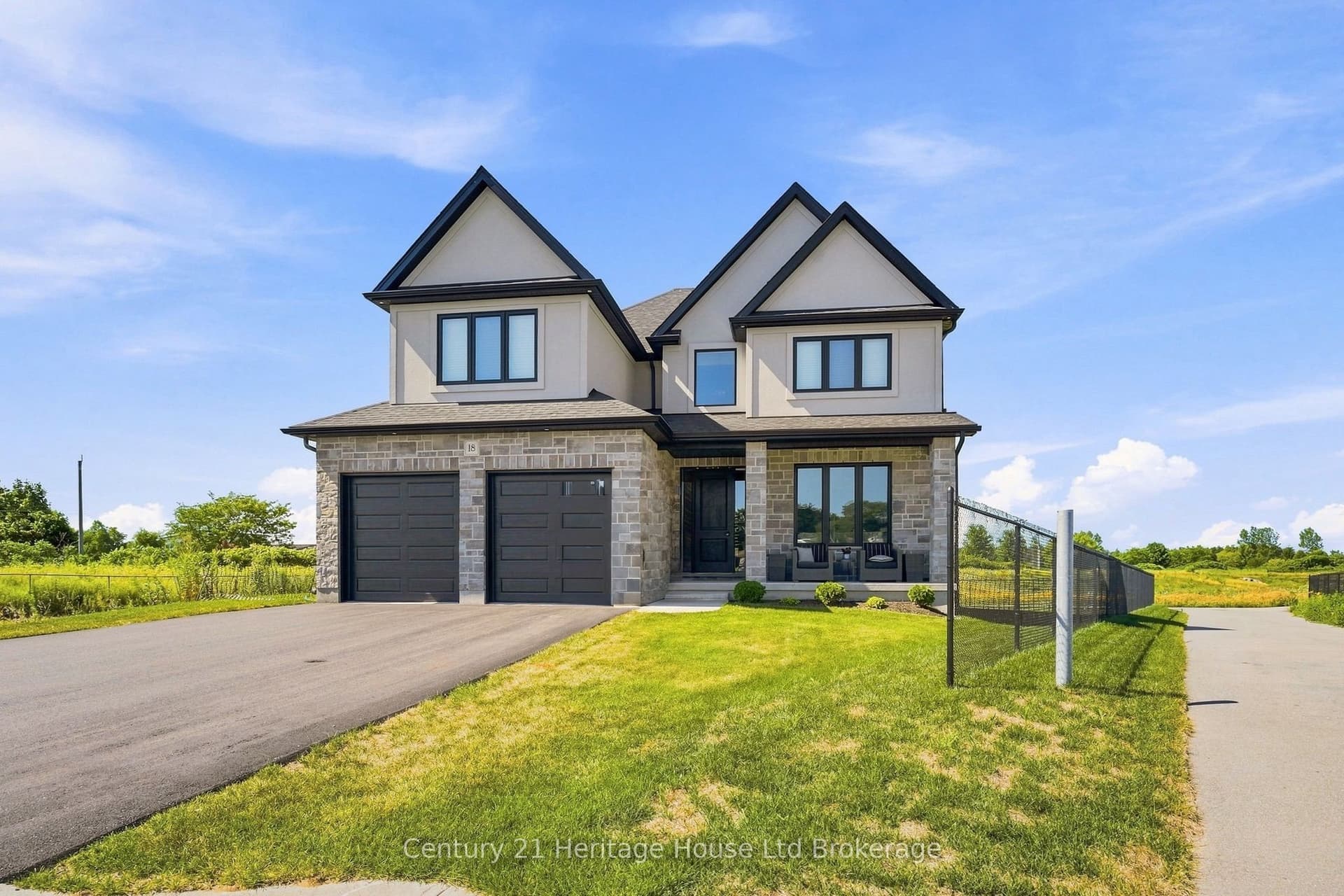 18 Thompson Court, Tillsonburg, ON N4G 0G3