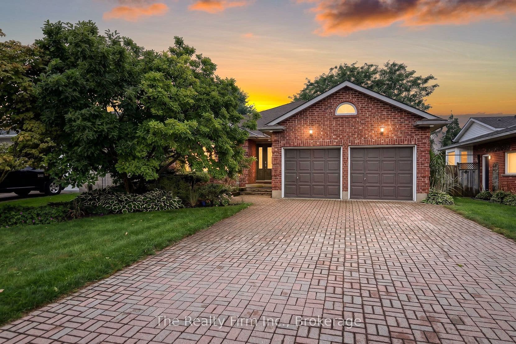 55 Mason Drive, Ingersoll, ON N5C 4A4