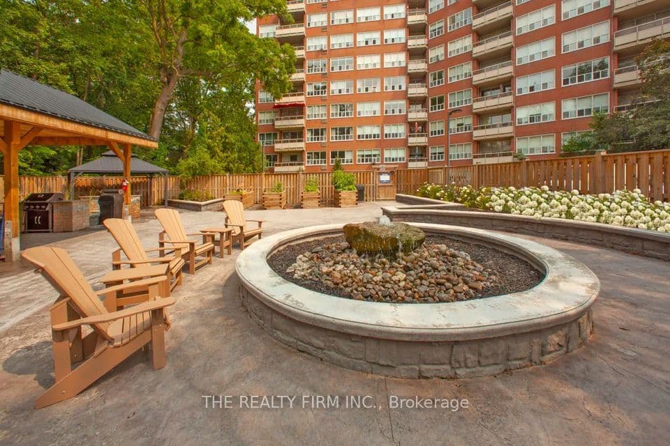 55 BEECHWOOD Place 110, London South, ON N6C 1H7
