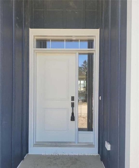 102 Julie Crescent, London South, ON N5Z 0B2