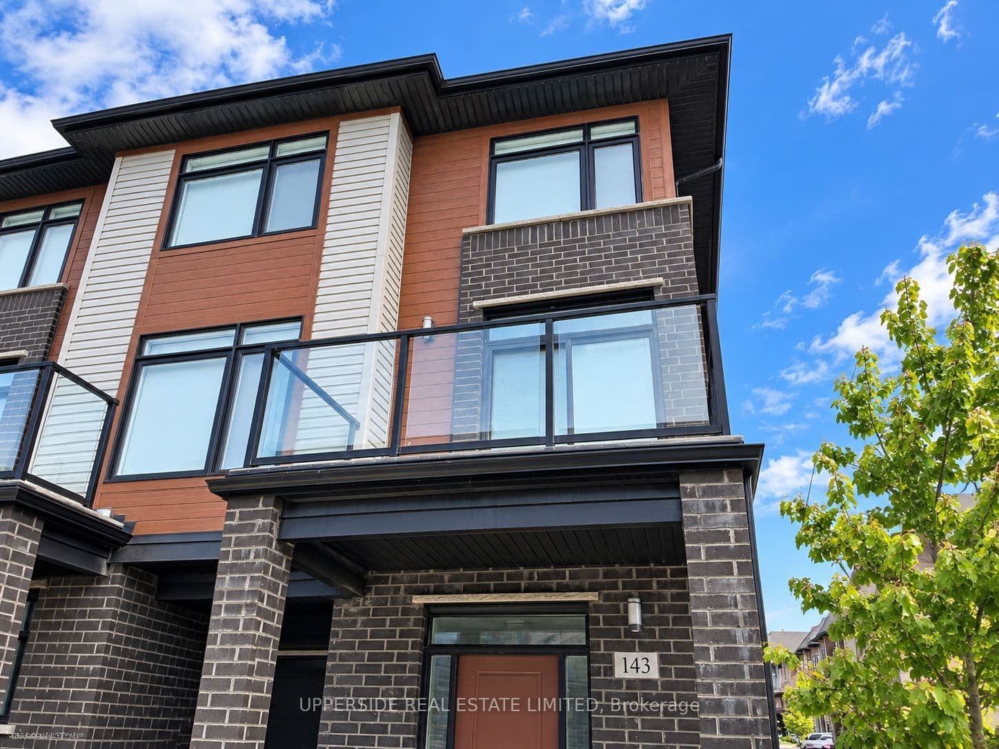 3260 Singleton Avenue 143, London South, ON N6L 0E7