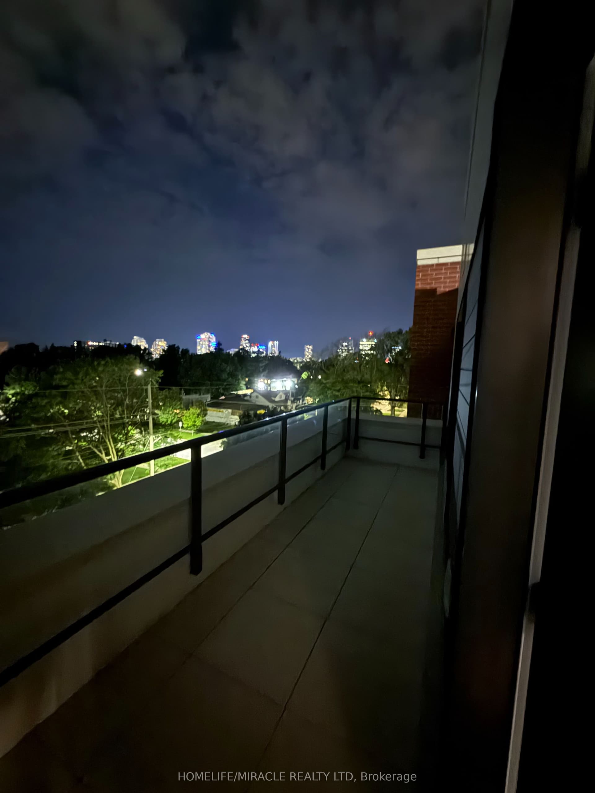 351 Hill Street 517, London East, ON N6B 2M2