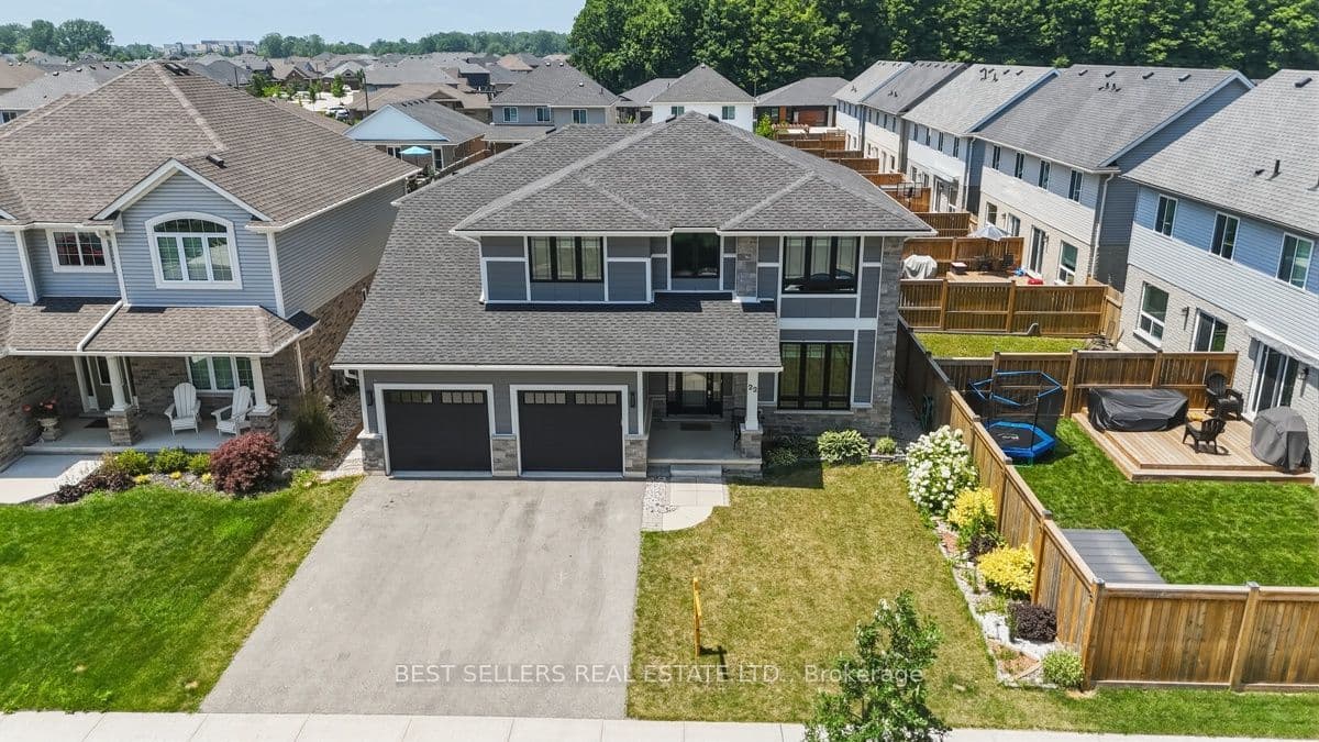 22 Weir Crescent, St. Thomas, ON N5R 0L7