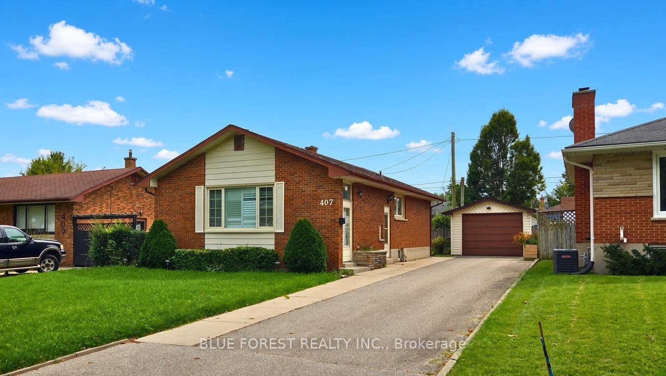 407 Vermont Avenue, London South, ON N5Z 3E4