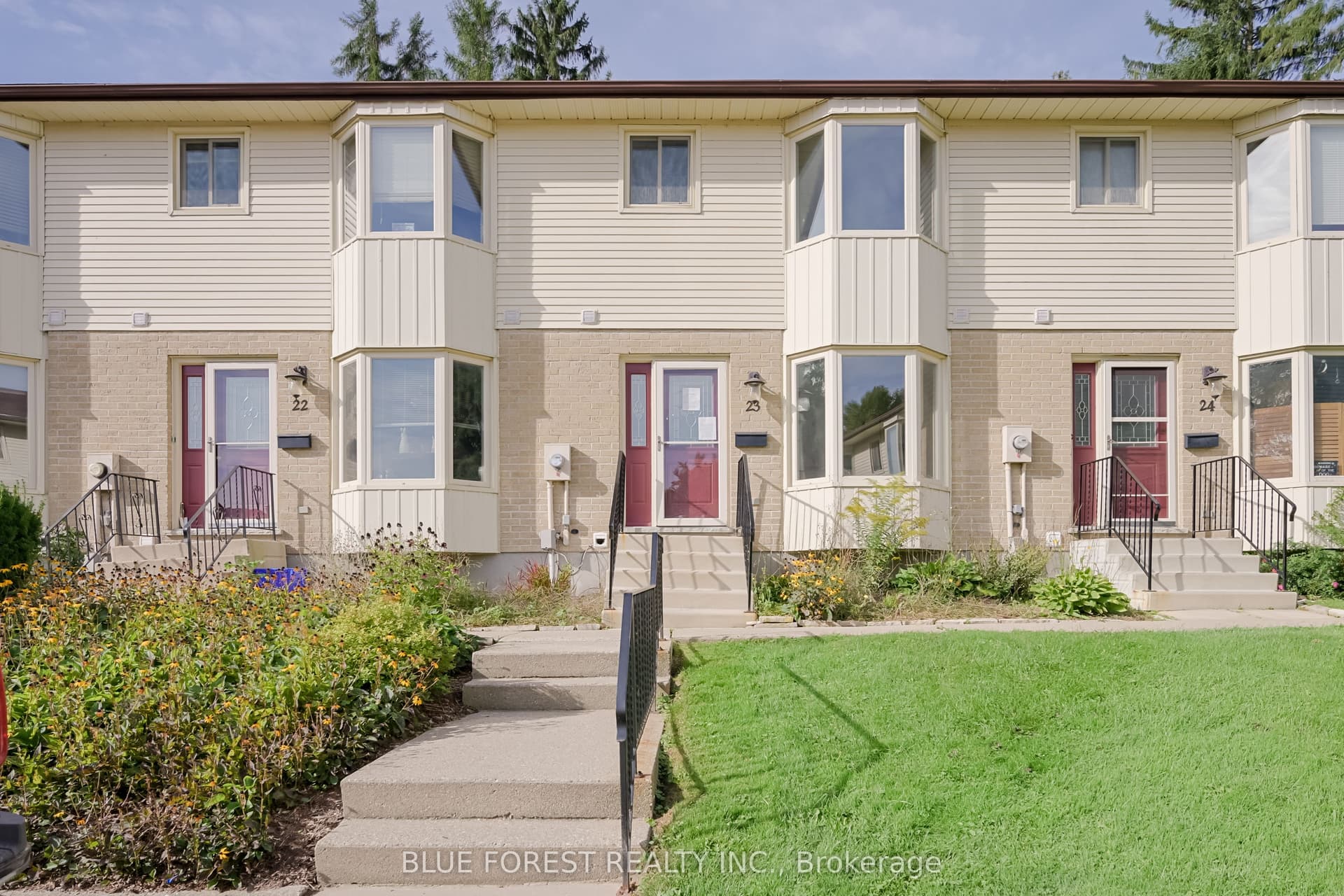 275 George Street 23, Ingersoll, ON N5C 4A9