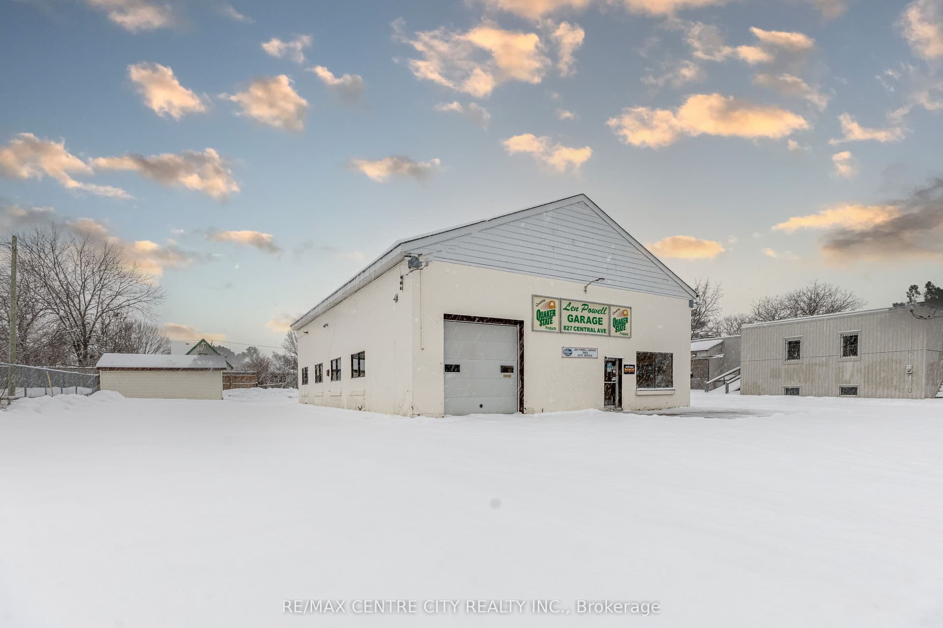 827 CENTRAL Avenue, London East, ON N5W 3R1