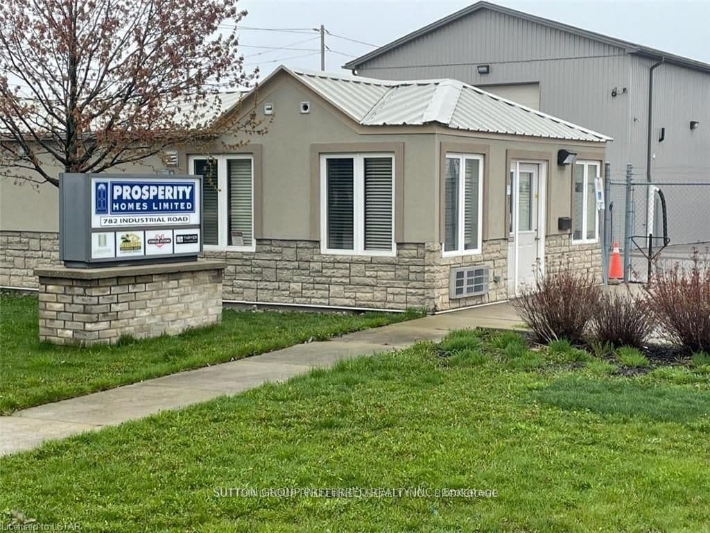 782 INDUSTRIAL (Unit A) Road, London East, ON N5V 3N2