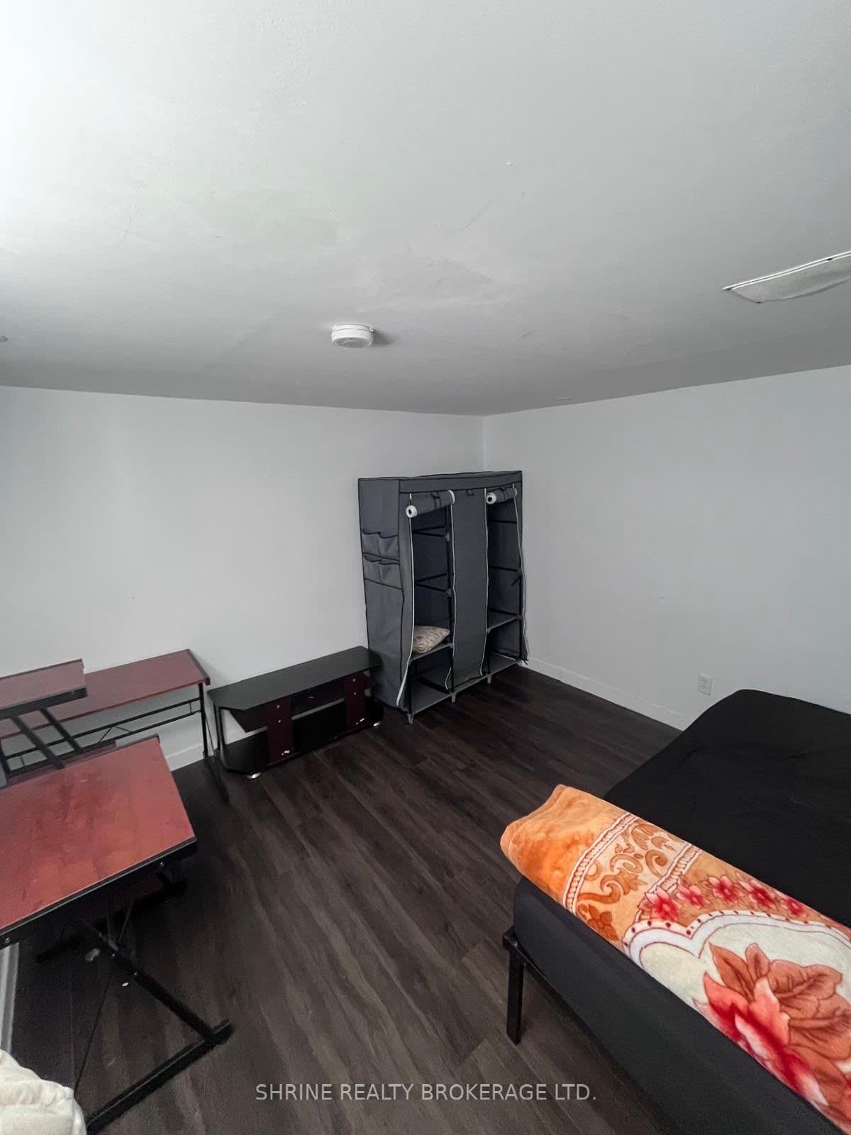 743 Sevilla Park Place Bedroom 3, London East, ON N5Y 4H9