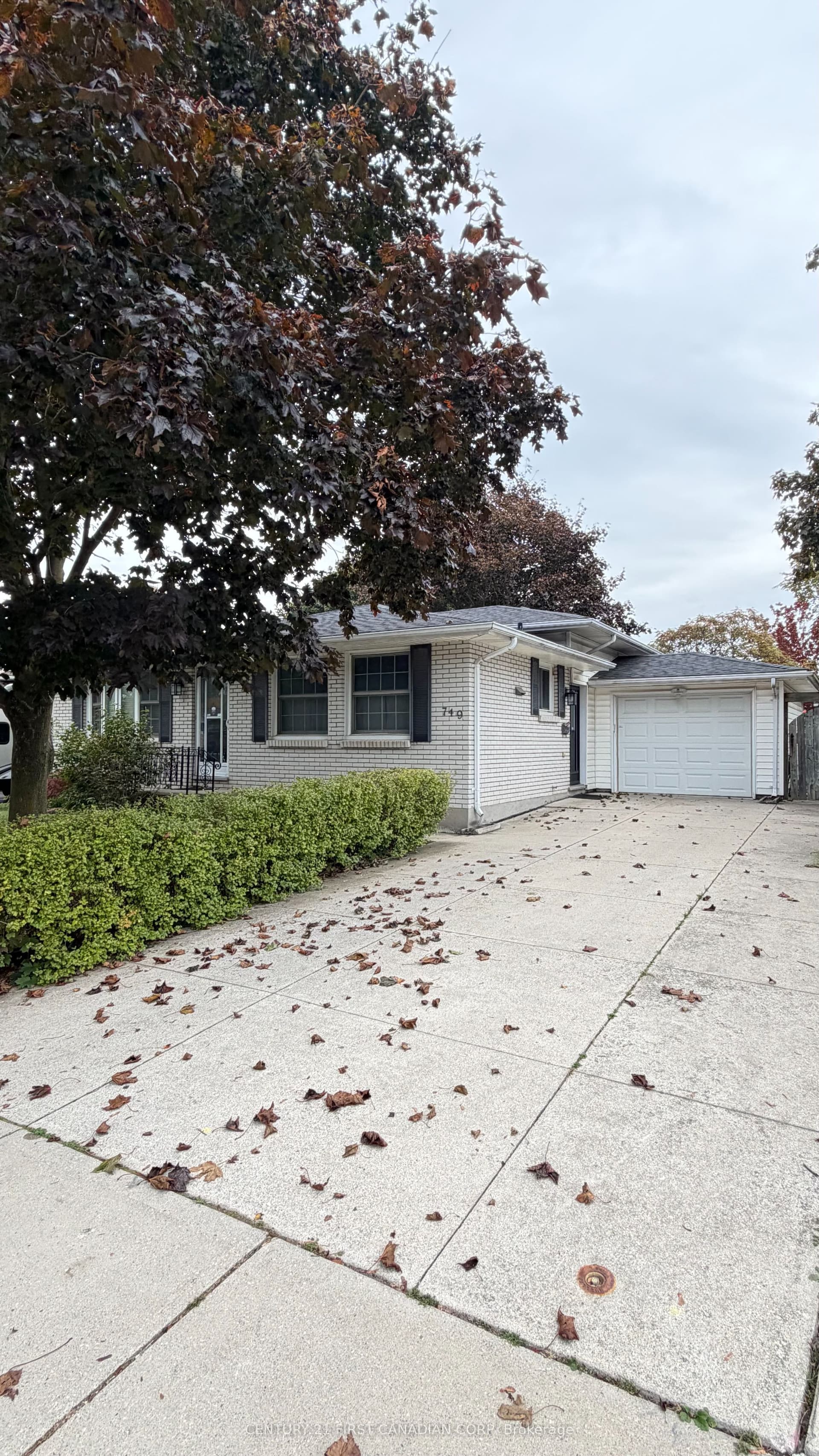 749 Dundalk Drive, London South, ON N6C 3V1