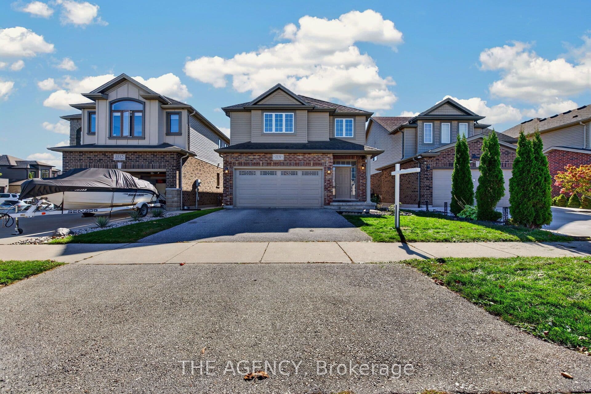 2231 Buroak Drive, London North, ON N6G 0L3